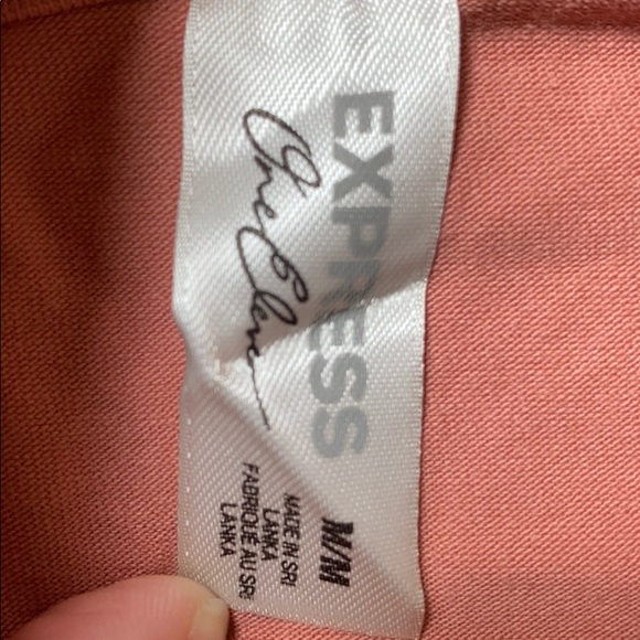 Express peach/salmon halter crop top - Picture 3 of 4
